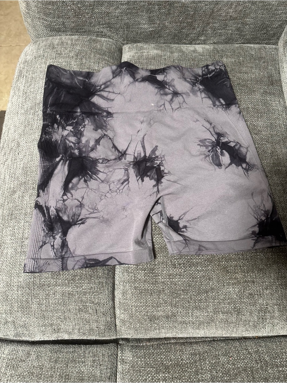 Tie-Dye High Waist Biker Shorts - Gray & Black